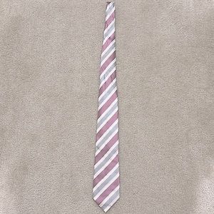 Donald Trump purple and grey tie
